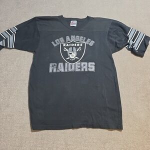 Raiders 90s NFL Football Helmet Graphic V Neck T Shirt XL Tag Garan SMALL